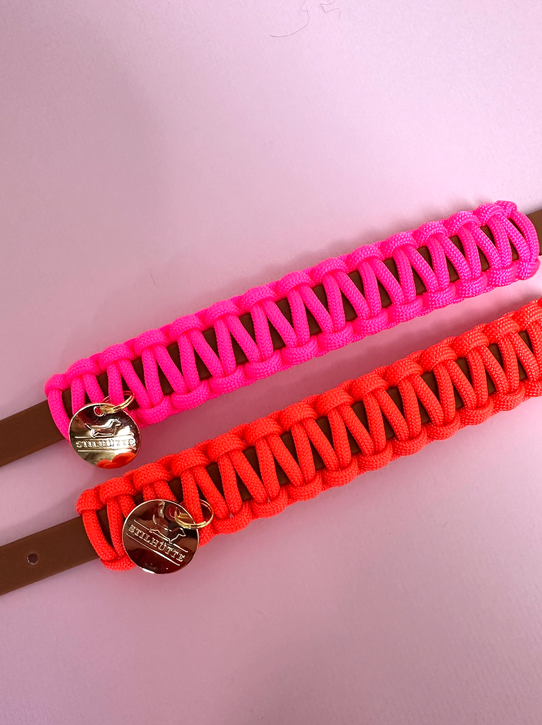 Neon Orange Classic collar